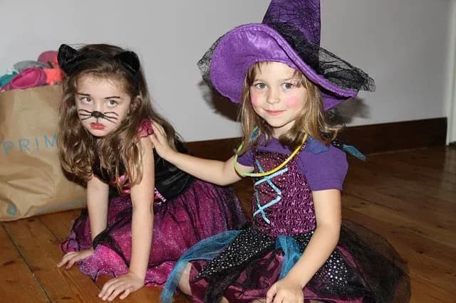 Jak zrobić strój na halloween – proste i tanie pomysły DIY