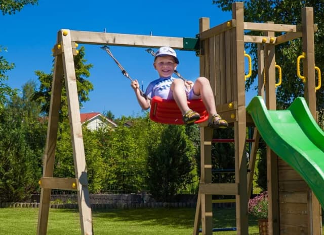 Czym pomalować drewniany plac zabaw, aby był bezpieczny i trwały Czym pomalować drewniany plac zabaw, aby był bezpieczny i trwały
